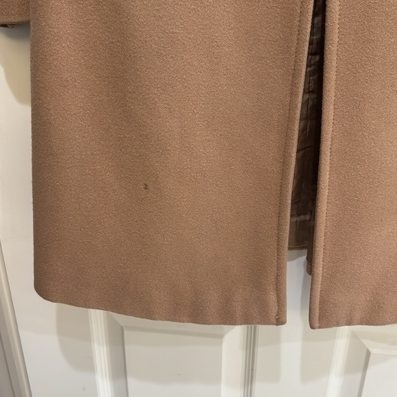 Ann Taylor Classic camel coat - Picture 4 of 6